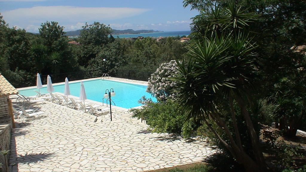 Natural Blue Green Apartment Almiros Beach Exterior foto