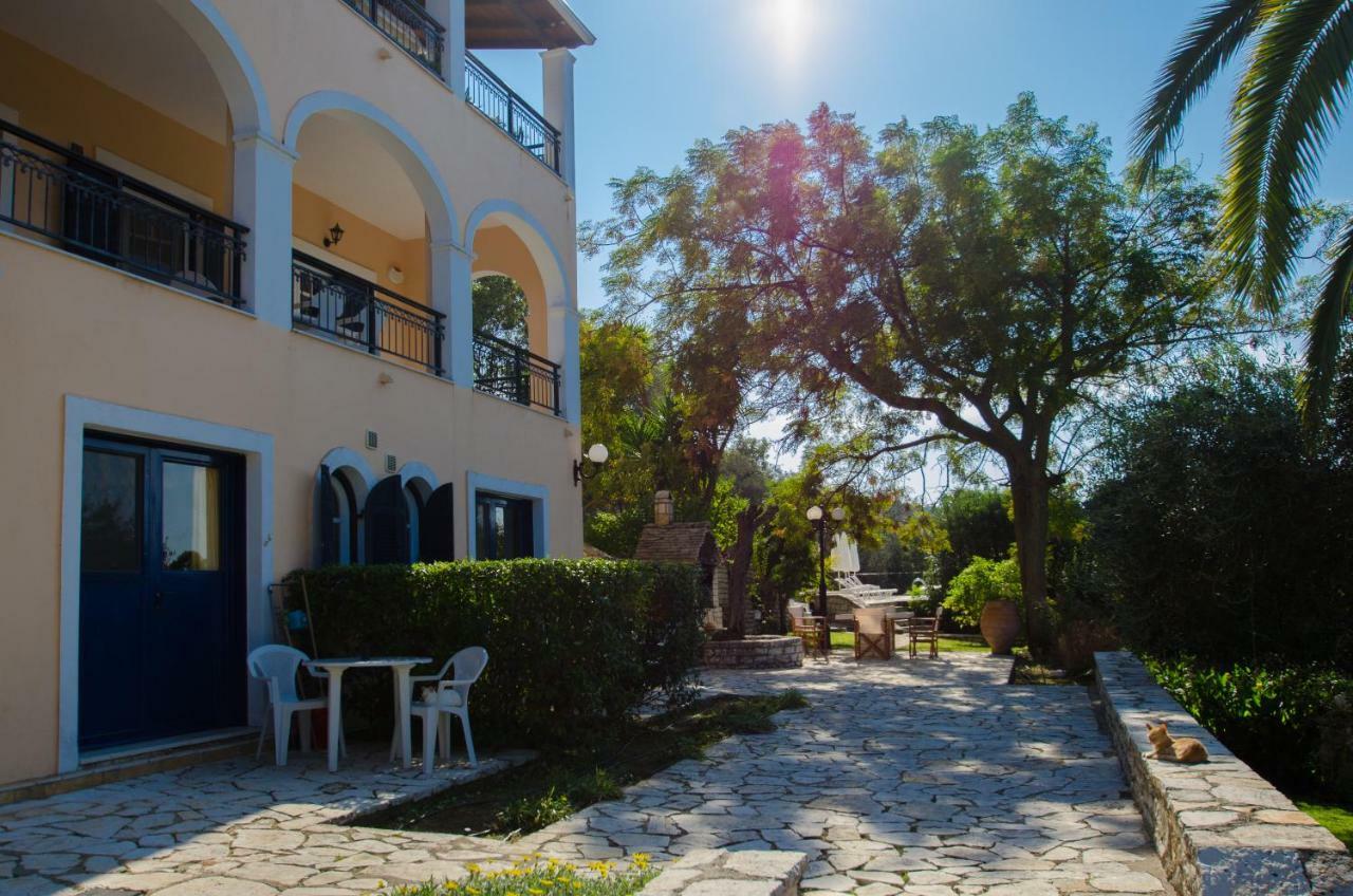 Natural Blue Green Apartment Almiros Beach Exterior foto